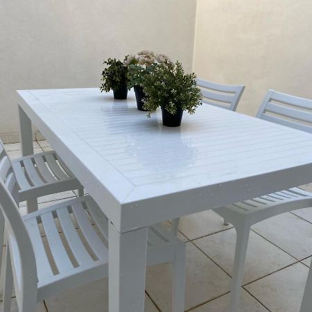 Modern 2 Bedroom Apartment Msida Zewnętrze zdjęcie